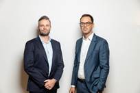Pour Nicolas Sopel et Ilario Attasi, malgré un contexte de stagflation, des poches de performance existent sur les marchés. (Photo: Romain Gamba/Maison Moderne)